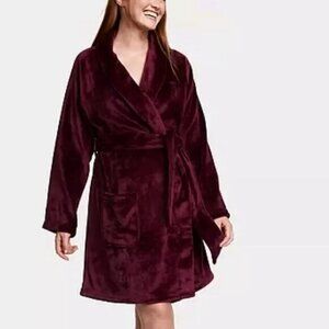 Victorias Secret Valentines Plush robe Burgandy Wine XS-Small Dark red